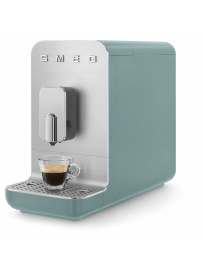 Cafetière superautomatique Smeg BCC13EGMEU
