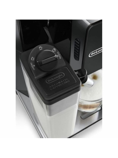 Cafetera Superautomática DeLonghi Negro 1450 W