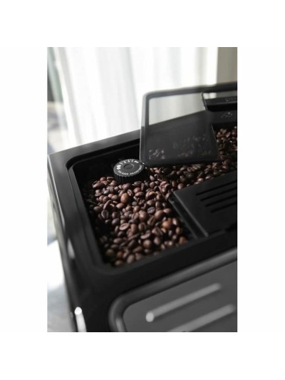 Cafetera Superautomática DeLonghi Negro 1450 W