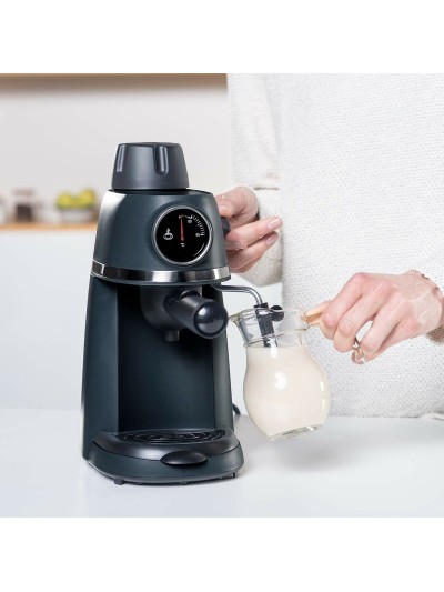 Cafetera Express de Brazo Black & Decker BXCO800E 800 W 240 ml Negro