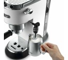 Cafetera Express de Brazo DeLonghi EC 685.W 1300 W Blanco Negro Plateado 1300 W 15 bar 1,1 L
