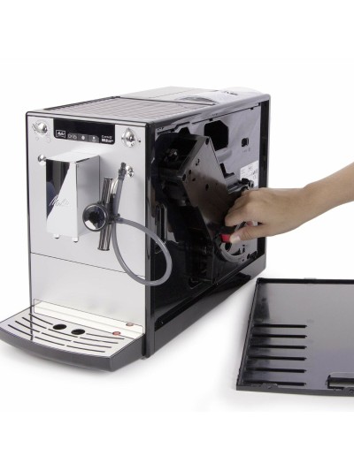 Melitta E957-203: Cafetera Superautomática Plateada